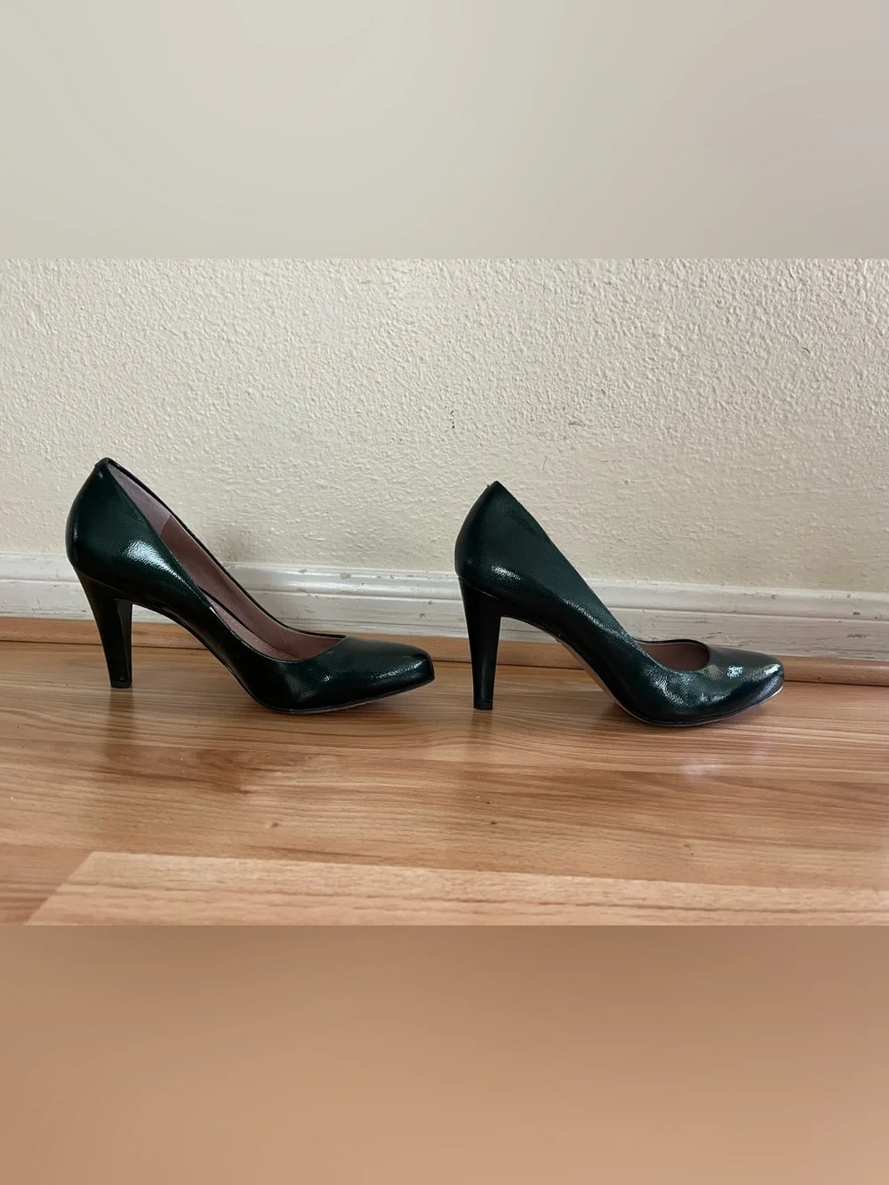 Vince Camuto Women's Patent Pointed-Toe Pumps in Deep Green